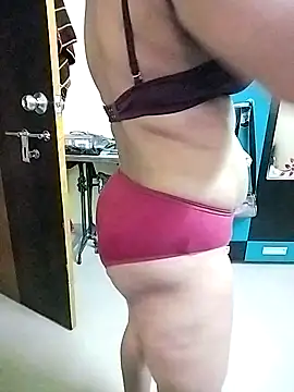 PayalSharmahot143 online show from December 23, 2025, 1:58 am