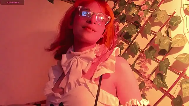 RedMeloddy online show from October 30, 2025, 10:32 pm