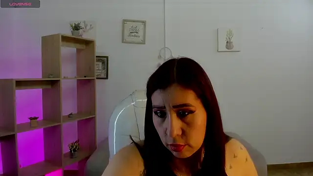 Snapshot of Alexx_Scoot chatting on January 18, 2025, 7:48 pm Alexx Scoot online show from January 18, 2025, 7:48 pm