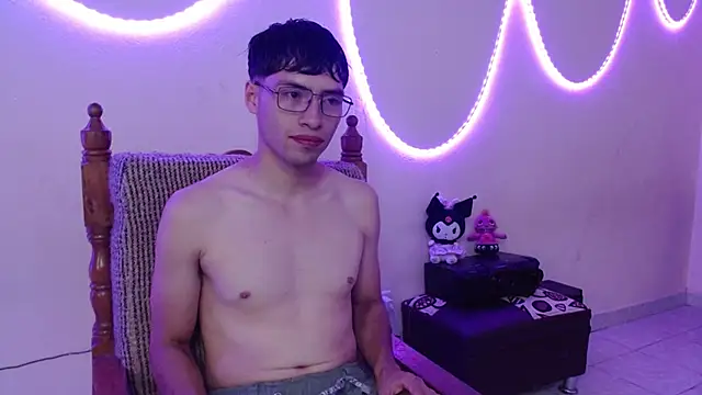Snapshot of nolanjay_ chatting on February 18, 2025, 3:32 pm nolanjay online show from February 18, 2025, 3:32 pm