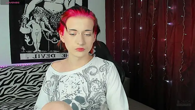 Vailyreb  online show from December 7, 2024, 1:14 am