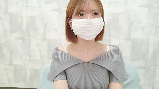 Snapshot of LOVE_MOMO_LOVE chatting on April 16, 2026, 12:17 pm LOVE MOMO LOVE online show from April 16, 2026, 12:17 pm