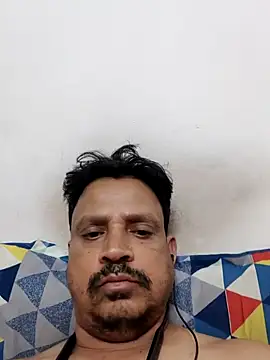 Snapshot of Raj1043 chatting on February 27, 2025, 6:42 pm Raj1043 online show from February 27, 2025, 6:42 pm