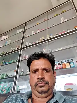 Snapshot of Raj1043 chatting on April 18, 2026, 7:23 am Raj1043 online show from April 18, 2026, 7:23 am