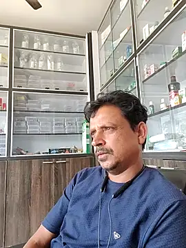 Snapshot of Raj1043 chatting on April 21, 2026, 6:52 am Raj1043 online show from April 21, 2026, 6:52 am