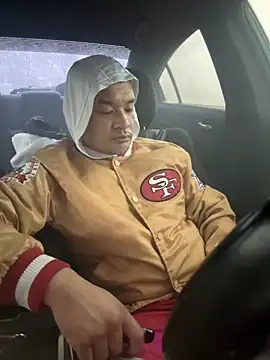 EatMyCake831 online show from November 13, 2025, 7:13 pm