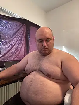 BigromeoXX online show from April 1, 2026, 5:21 pm