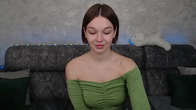 Snapshot of DanaLoved chatting on March 23, 2025, 8:59 am DanaLoved online show from March 23, 2025, 8:59 am