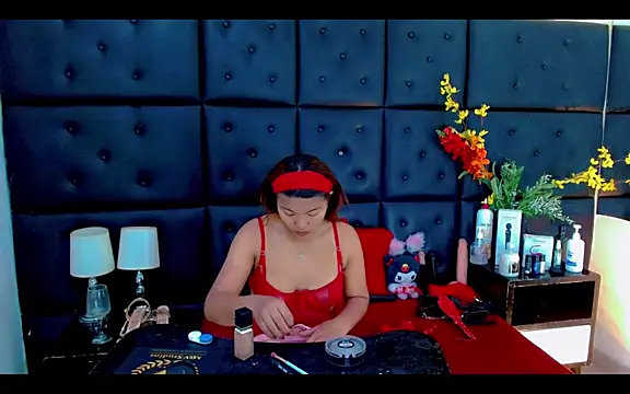 Isalombardi online show from March 31, 2026, 2:24 am