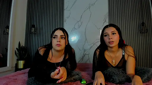 caliope coralki online show from March 11, 2025, 7:25 pm