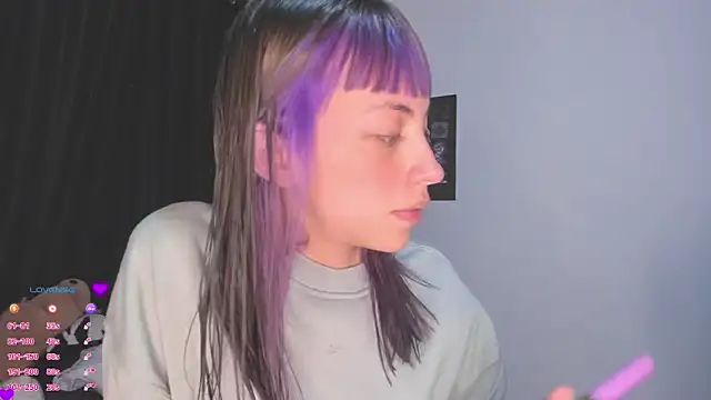 Snapshot of MiaGoth_ chatting on September 12, 2025, 12:33 am MiaGoth online show from September 12, 2025, 12:33 am