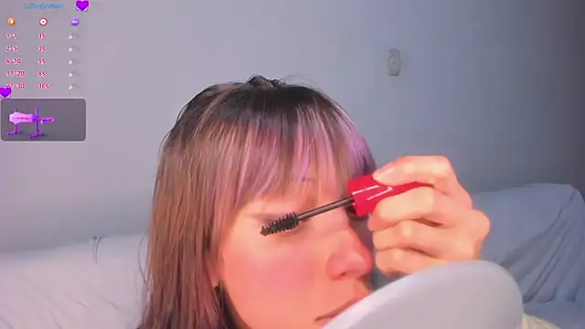 Snapshot of MiaGoth_ chatting on November 15, 2025, 11:21 pm MiaGoth online show from November 15, 2025, 11:21 pm