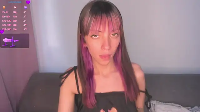 Snapshot of MiaGoth_ chatting on December 14, 2025, 10:03 pm MiaGoth online show from December 14, 2025, 10:03 pm