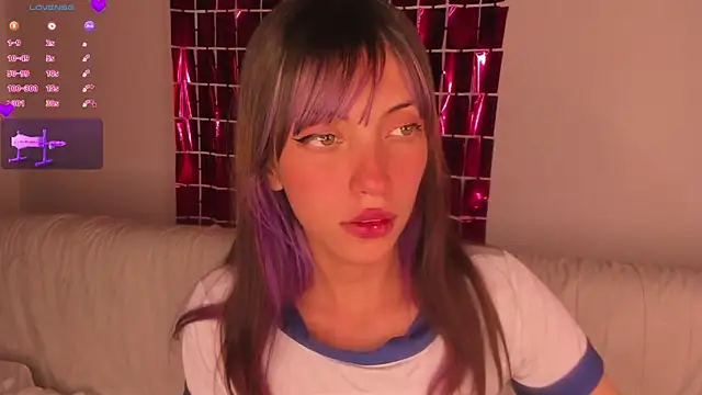 Snapshot of MiaGoth_ chatting on January 7, 2026, 3:31 am MiaGoth online show from January 7, 2026, 3:31 am