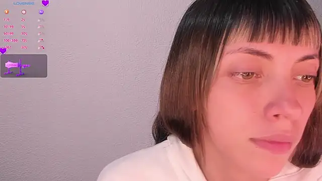 Snapshot of MiaGoth_ chatting on February 6, 2026, 2:49 am MiaGoth online show from February 6, 2026, 2:49 am