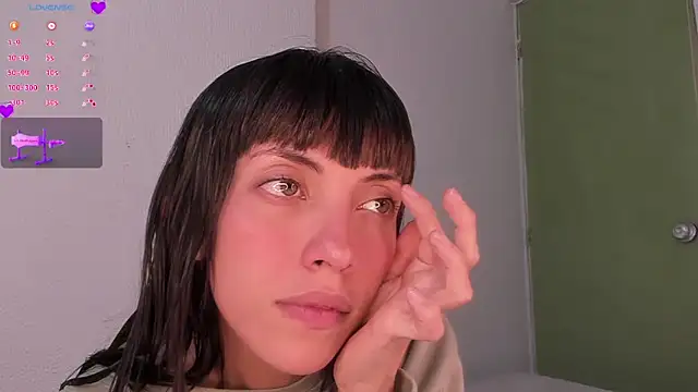 Snapshot of MiaGoth_ chatting on February 22, 2026, 8:51 pm MiaGoth online show from February 22, 2026, 8:51 pm