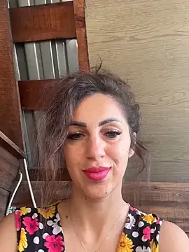 EmaSkyes online show from September 15, 2025, 5:29 am