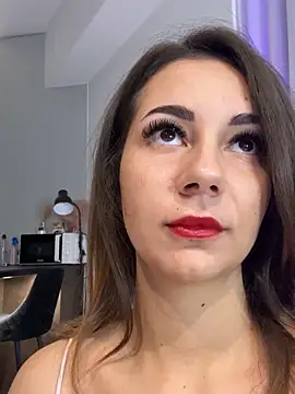 BelleSkye online show from October 15, 2025, 3:28 am