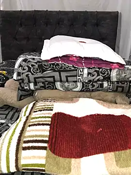 Snapshot of aisha-sajady chatting on January 10, 2026, 9:41 pm aisha-sajady online show from January 10, 2026, 9:41 pm