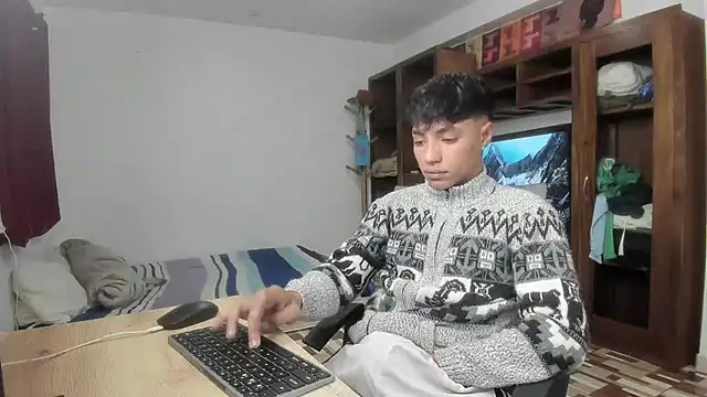 jonmaykolrose online show from December 14, 2025, 8:13 pm