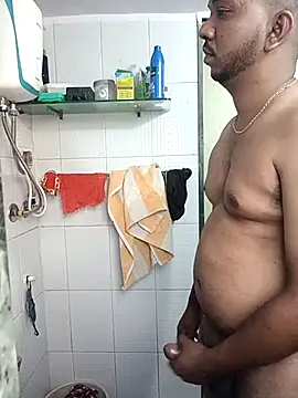 Mmm992170 online show from February 28, 2025, 12:42 pm