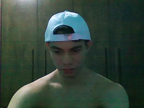 Snapshot of wildirrul chatting on December 19, 2025, 6:37 pm wildirrul online show from December 19, 2025, 6:37 pm