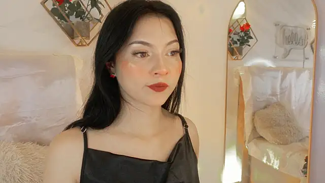 Snapshot of _Rouse_v chatting on September 12, 2025, 1:55 pm Rouse v online show from September 12, 2025, 1:55 pm