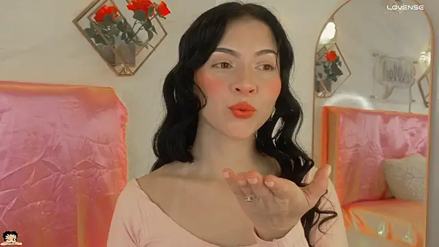 Snapshot of _Rouse_v chatting on November 24, 2025, 1:44 pm Rouse v online show from November 24, 2025, 1:44 pm