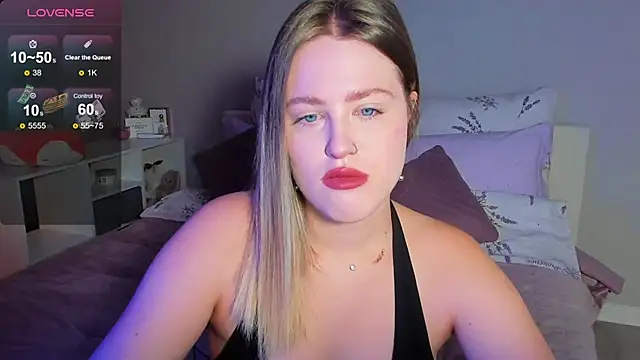 Snapshot of _Sarah_Soul_ chatting on October 24, 2025, 12:19 am Sarah Soul online show from October 24, 2025, 12:19 am