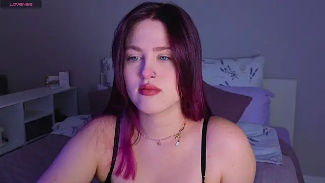 Snapshot of _Sarah_Soul_ chatting on December 4, 2025, 11:35 pm Sarah Soul online show from December 4, 2025, 11:35 pm