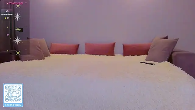 Snapshot of pretty_girlnextdoor chatting on January 25, 2025, 5:40 pm pretty girlnextdoor online show from January 25, 2025, 5:40 pm