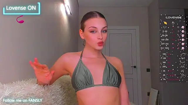 Snapshot of pretty_girlnextdoor chatting on March 1, 2025, 6:32 pm pretty girlnextdoor online show from March 1, 2025, 6:32 pm