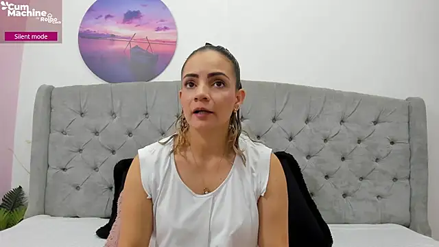 Snapshot of Valesskahall chatting on November 12, 2025, 12:16 pm Valesskahall online show from November 12, 2025, 12:16 pm