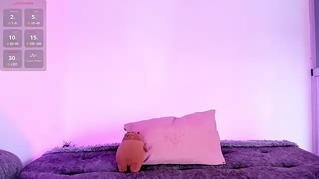 Snapshot of Cloesweet_1 chatting on February 16, 2026, 8:49 pm Cloesweet 1 online show from February 16, 2026, 8:49 pm