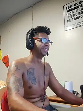 FitGeorge online show from November 22, 2025, 4:55 am