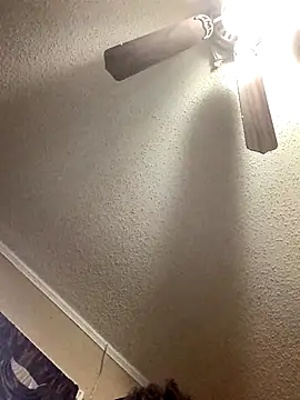 yosparky online show from September 13, 2025, 9:36 pm