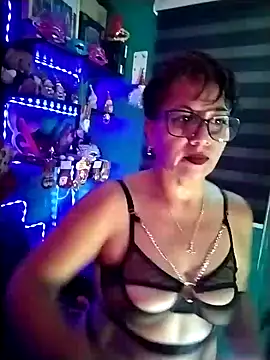 Snapshot of TRISH_MILF chatting on December 19, 2024, 1:39 am TRISH MILF online show from December 19, 2024, 1:39 am