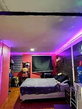 Snapshot of TRISH_MILF chatting on January 21, 2025, 12:15 am TRISH MILF online show from January 21, 2025, 12:15 am