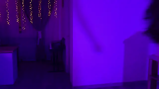 Snapshot of AngellaRoss chatting on February 7, 2026, 6:44 pm AngellaRoss online show from February 7, 2026, 6:44 pm