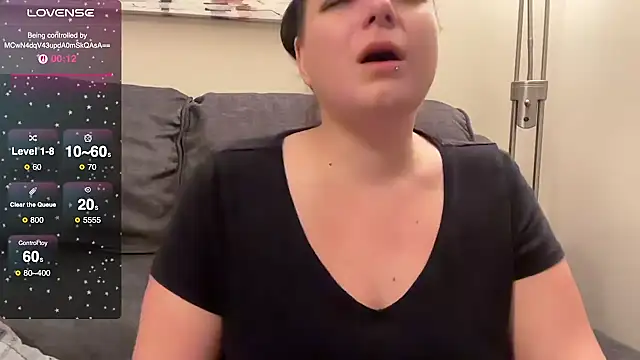 Snapshot of NaughtyWifeUK chatting on November 16, 2025, 1:44 am NaughtyWifeUK online show from November 16, 2025, 1:44 am