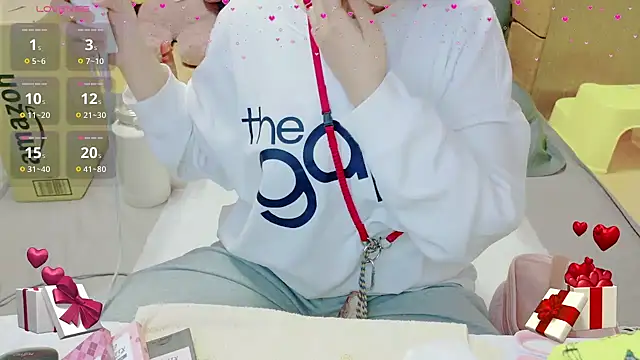 Snapshot of _usya_2525 chatting on February 6, 2026, 3:59 pm usya 2525 online show from February 6, 2026, 3:59 pm