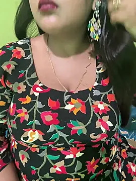 Ayesha mahi online show from May 30, 2026, 8:00 am