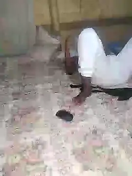 Snapshot of African_Masked_Couple chatting on December 18, 2024, 8:03 pm African Masked Couple online show from December 18, 2024, 8:03 pm