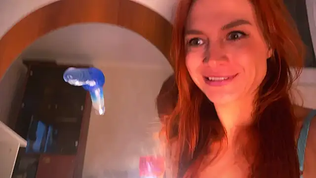 Snapshot of _polly_milk chatting on September 28, 2025, 8:47 pm  polly milk online show from September 28, 2025, 8:47 pm