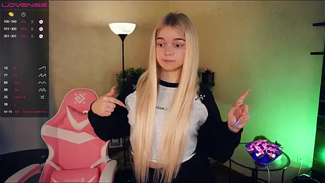 ZaraCreedon online show from January 27, 2025, 7:24 pm