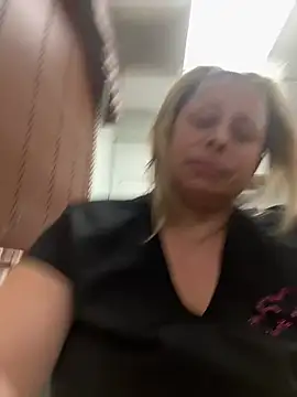 Hotslut187 online show from January 17, 2026, 3:06 pm