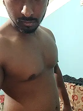 Snapshot of HunkyAriyan chatting on March 16, 2025, 5:39 pm HunkyAriyan online show from March 16, 2025, 5:39 pm