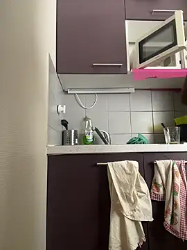 Snapshot of pupine35 chatting on February 27, 2026, 1:11 pm pupine35 online show from February 27, 2026, 1:11 pm