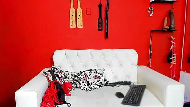 Snapshot of MIA_SOPHIA1 chatting on February 5, 2025, 7:18 am MIA SOPHIA1 online show from February 5, 2025, 7:18 am