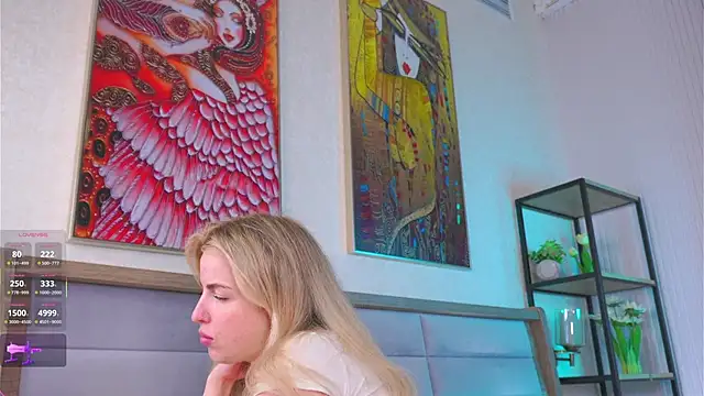 LiliBanger online show from June 28, 2026, 4:18 am